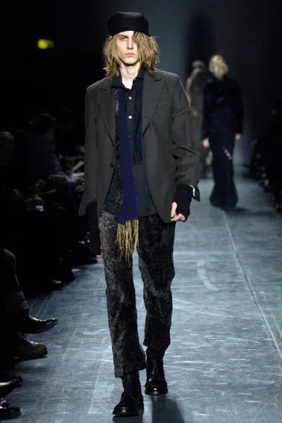 Look 18